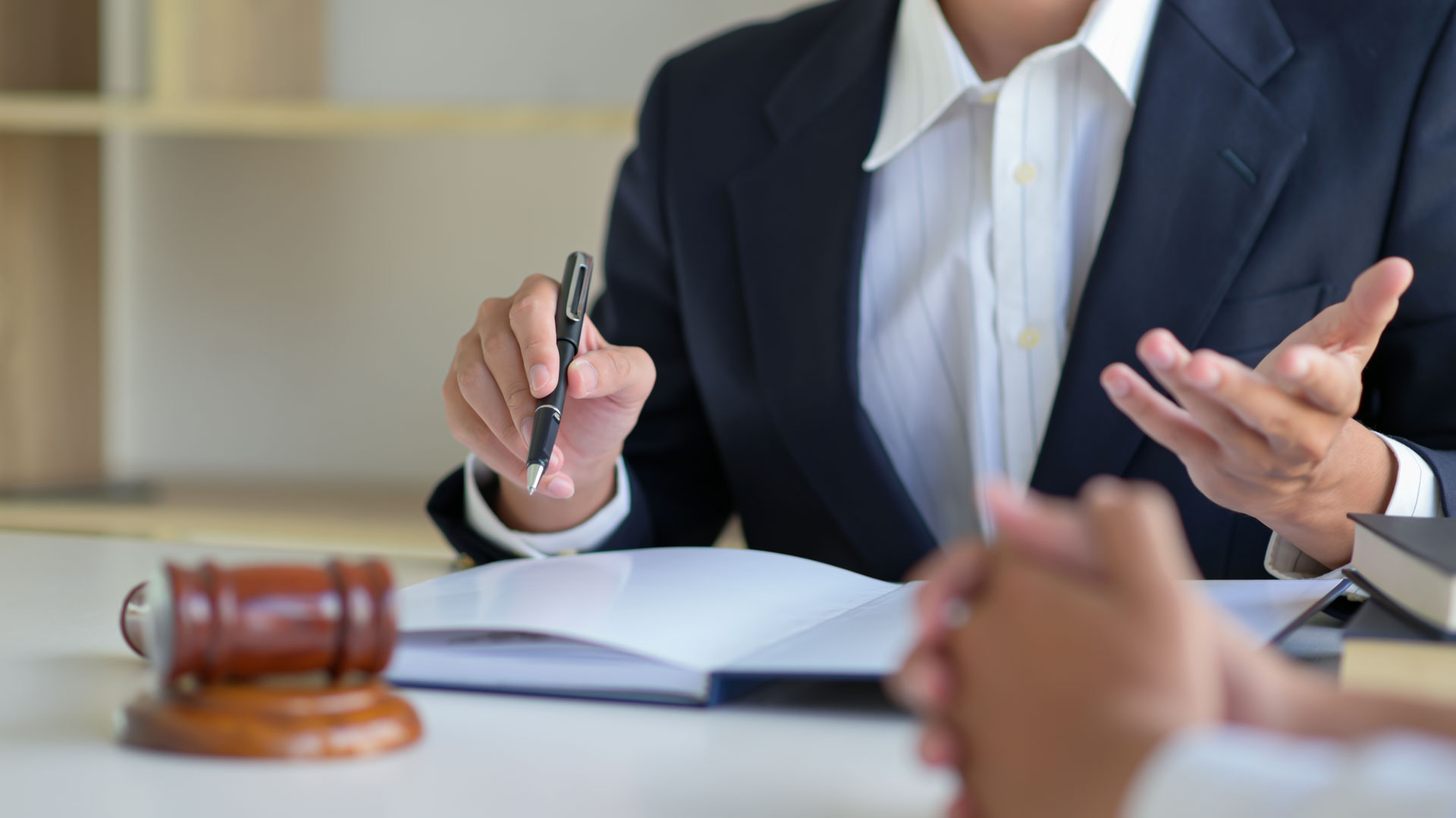 Top Reasons to Hire the Best Property Lawyers